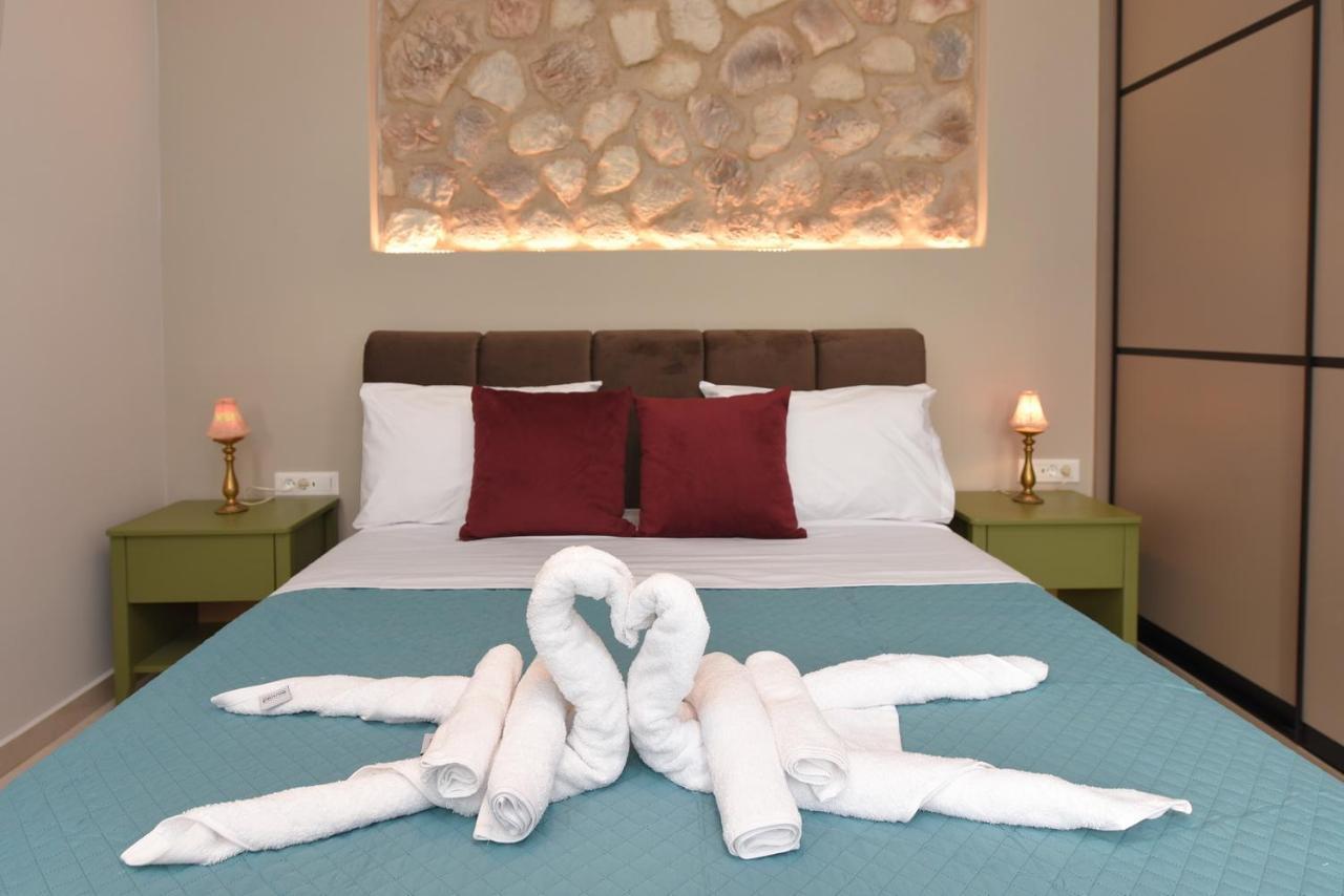 Syrene Luxury Suites Ermoupoli Dış mekan fotoğraf