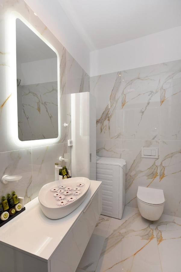 Syrene Luxury Suites Ermoupoli Dış mekan fotoğraf
