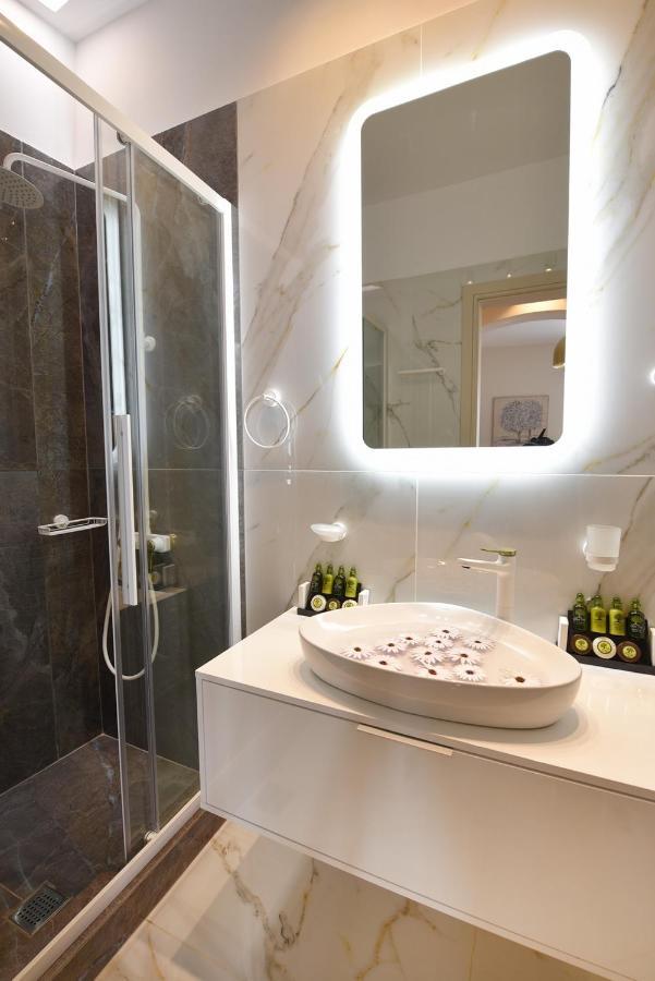 Syrene Luxury Suites Ermoupoli Dış mekan fotoğraf
