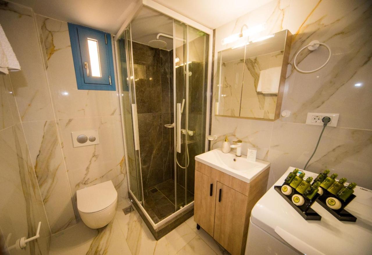 Syrene Luxury Suites Ermoupoli Dış mekan fotoğraf