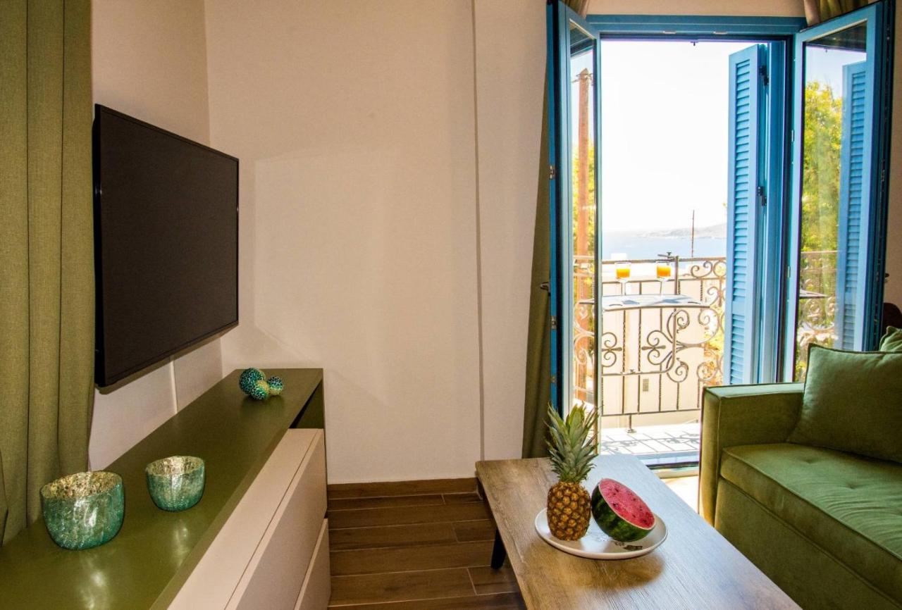 Syrene Luxury Suites Ermoupoli Dış mekan fotoğraf